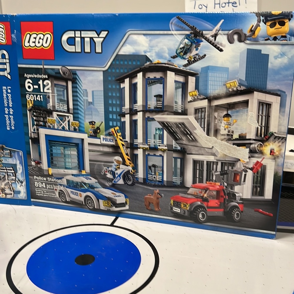 Lego police station